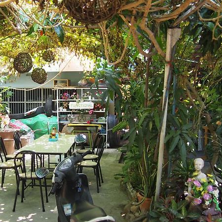 Baanchaokoh Homestay Kanchanaburi Esterno foto