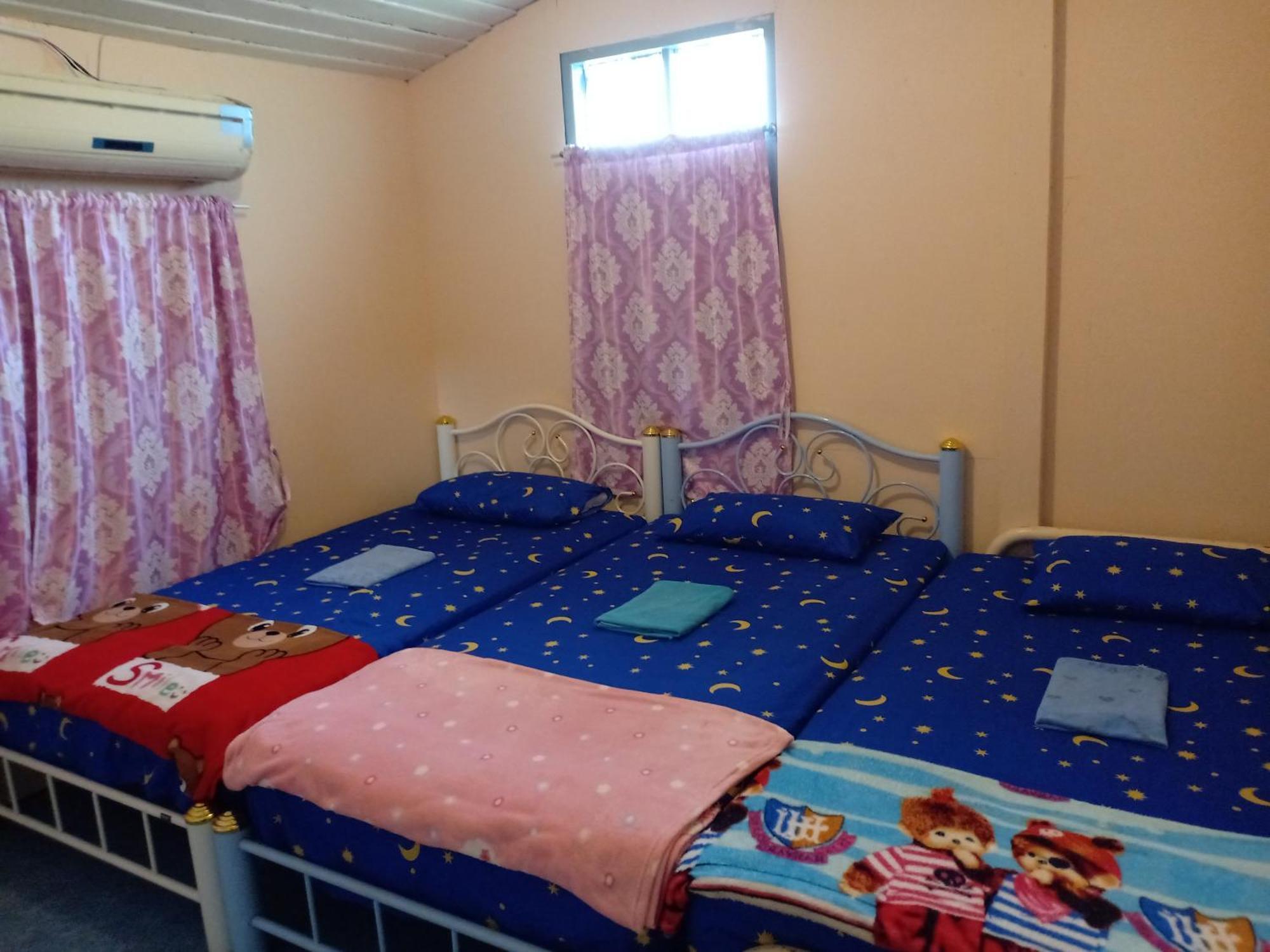 Baanchaokoh Homestay Kanchanaburi Esterno foto