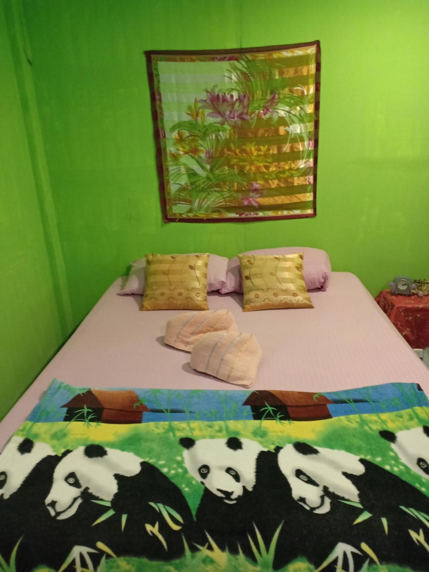 Baanchaokoh Homestay Kanchanaburi Esterno foto