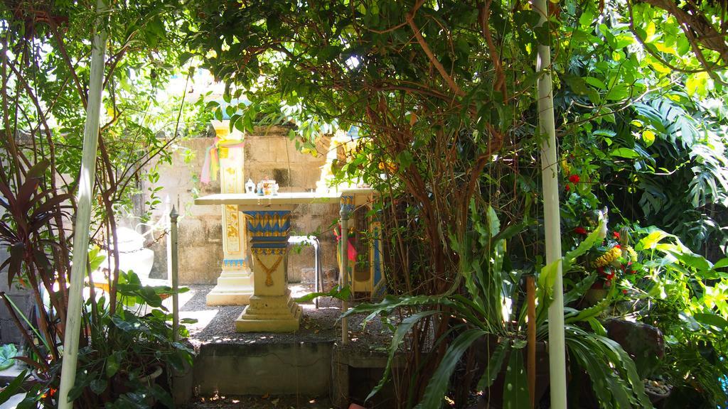 Baanchaokoh Homestay Kanchanaburi Esterno foto