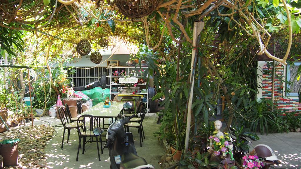 Baanchaokoh Homestay Kanchanaburi Esterno foto